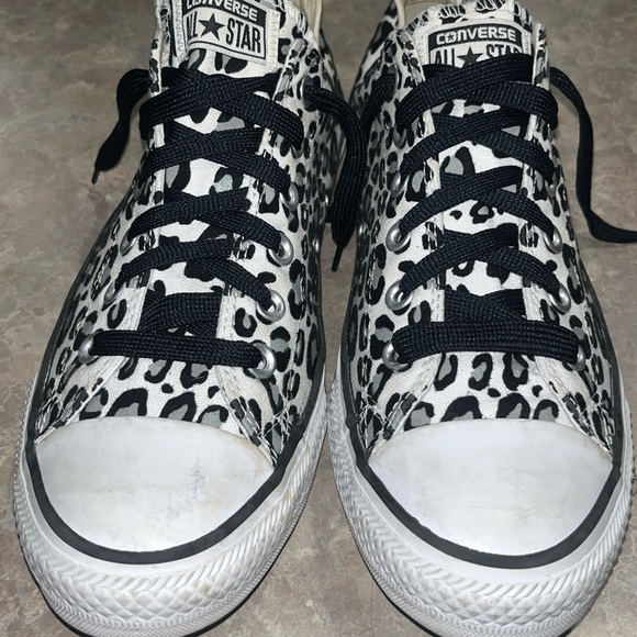 CONVERSE ALL STAR CHEETAH PRINT SHOES WOMENS SIZE 10 - Picture 1 of 8